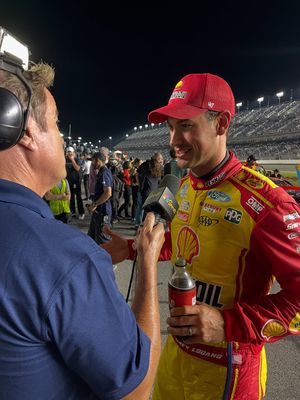 Image post by @joeylogano on Instagram