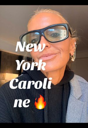 Video post by @shop.with.caroline on TikTok