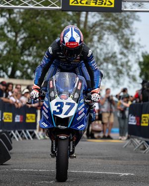Image post by @yamahamotoraus on Instagram