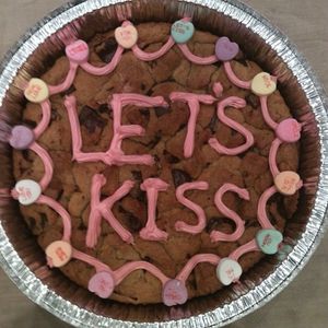 Image post by @insomniacookies on Instagram