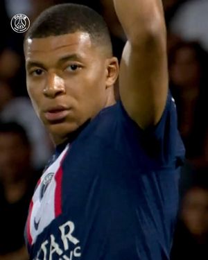 Image post by @psg on Instagram