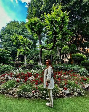 Image post by @hana.namdari7 on Instagram