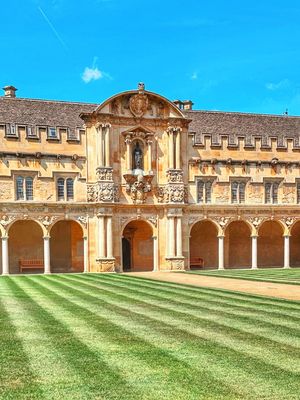 Image post by @oxford_uni on Instagram
