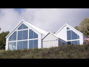 Video post by @OlympiaSteel on YouTube