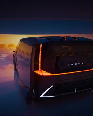 Image post by @discoverlexus on Instagram