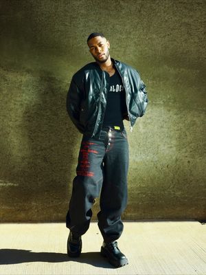 Image post by @deanthonyofficial on Instagram