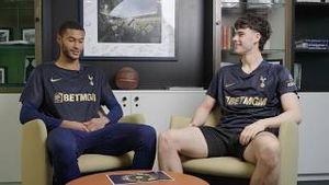 Video post by @tottenhamhotspur on YouTube