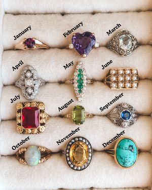 Image post by @maejeanvintage on Instagram