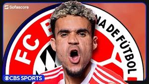 Video post by @cbssportsgolazo on YouTube