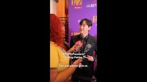 Video post by @buzzfeedceleb on YouTube