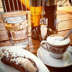 Image post by @cafedip on Instagram