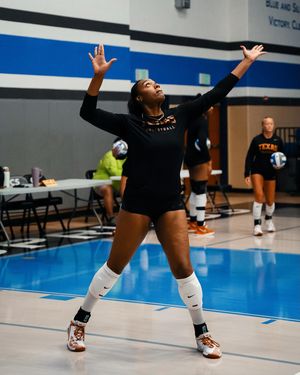 Image post by @texasvolleyball on Instagram