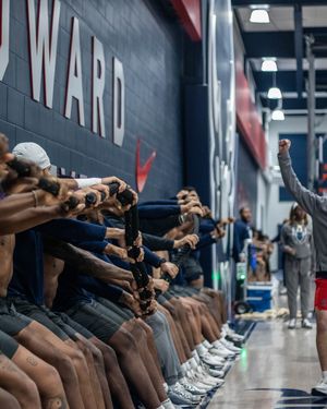 Image post by @hubisonfootball on Instagram