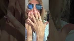 Video post by @shop.with.caroline on YouTube