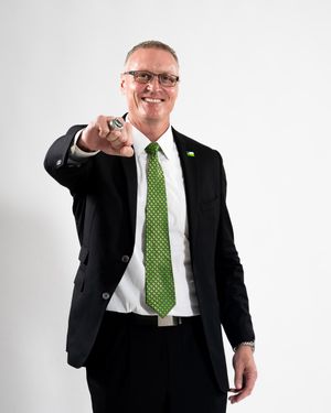 Image post by @MeanGreenSports on Twitter