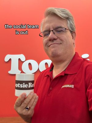 Video post by @tootsieroll on TikTok