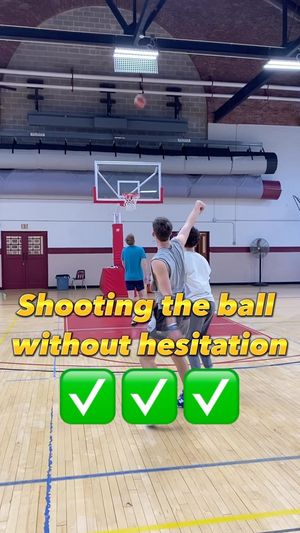 Image post by @hoopin_mitch on Instagram