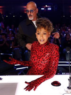 Image post by @officialmelb on Instagram