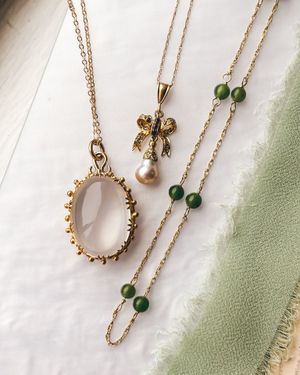 Image post by @maejeanvintage on Instagram