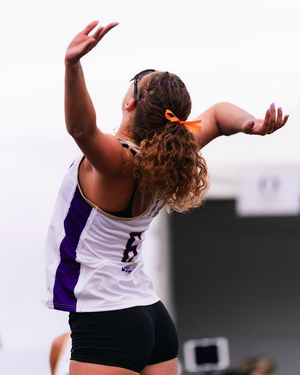 Image post by @uw_beachvb on Instagram