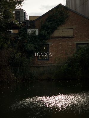 Image post by @comma_ttt on Instagram