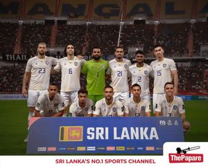 Image post by @thepaparefootball on Facebook
