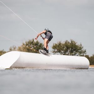 Image post by @davis_shoots_stuff on Instagram