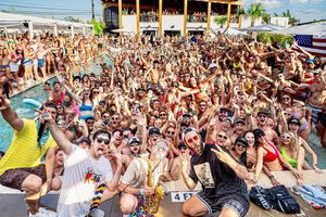 Image post by @twofriends on Instagram