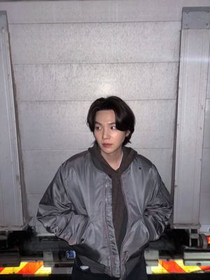 Image post by @ellemenhk on Instagram