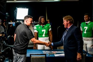 Image post by @meangreenfb on Instagram