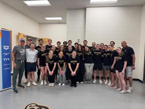 Image post by @oaklandswimdive on Instagram