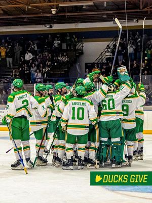 Image post by @uohockey on Instagram