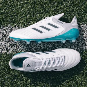 Image post by @soccerdotcom on Instagram