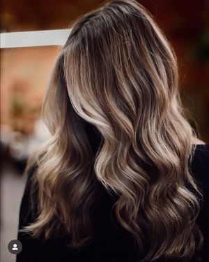 Image post by @behindthechair_com on Instagram