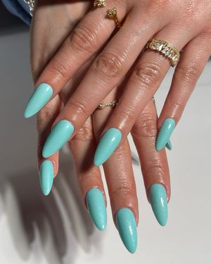 Image post by @opi on Instagram