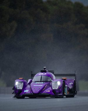Image post by @aoracingusa on Instagram