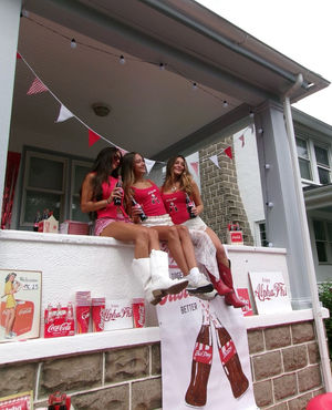 Image post by @universitytees on Instagram