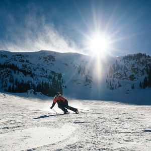 Image post by @skitaos on Instagram