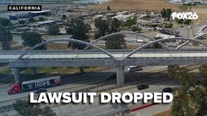 Video post by @kmphfox26 on YouTube