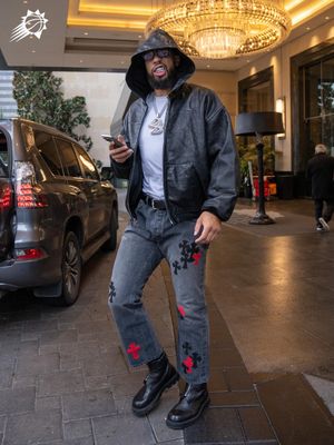 Image post by @suns on Instagram