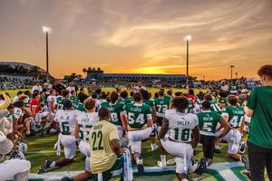 Image post by @USFFootball on Twitter