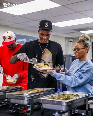 Image post by @rocketsgiveback on Instagram