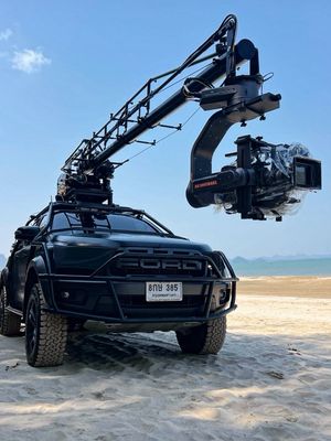 Image post by @motocrane_team on Instagram