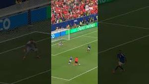 Video post by @FOX Soccer on YouTube