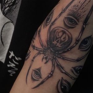 Image post by @tauntontattooco on Instagram