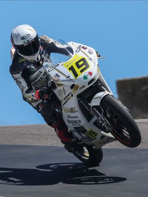 Image post by @motoamerica on Instagram