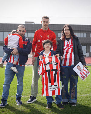 Image post by @realsporting on Instagram