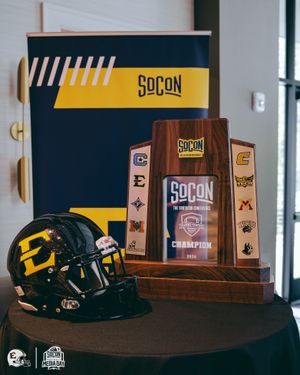 Image post by @etsufootball on Instagram