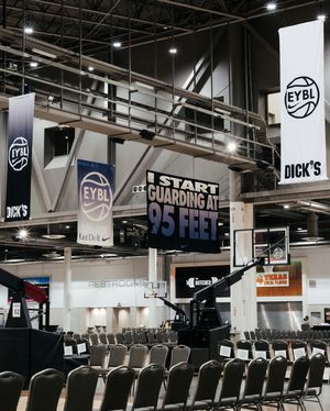Image post by @nikegirlseybl on Instagram