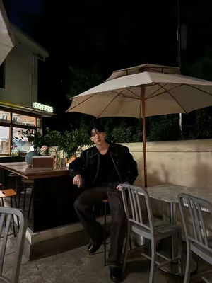 Image post by @livehooni on TikTok